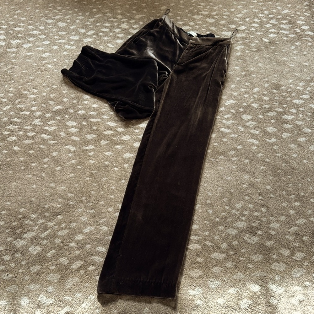 NWT. Velvet relaxed flowing pants. Great for holidays! Small.